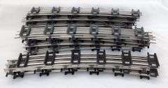 Modern Era Lionel wide radius O Gauge curved track sections O72, O54 and 5166 switch