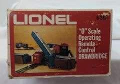 Modern Era Lionel O Gauge Gantry Crane 6-2302 and Drawbridge Set 6-2317 in box