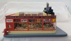 Modern Era O Gauge Lionel Hobby Shop Diorama - 6-32998 Mint in box
