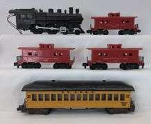 Postwar American Flyer Lines S Gauge 21165 Erie, 806, 24636, 24636, 625 Shell, 912, 736, 20