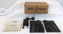 Large lot of Lionel O27 Train Tracks, Boxed 1122 RC Switches straight (66) and curved (80)