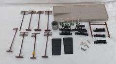 HO Scale Tyco Diesel freight train set with Engine, Rolling Stock, Track and Accessories