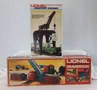 Modern Era Lionel O Gauge Gantry Crane 6-2302 and Drawbridge Set 6-2317 in box