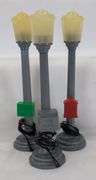 Prewar/Postwar American Flyer O/S Gauge single and double street lamps, die-cast and plastic