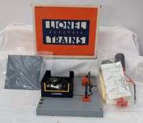 Modern Era Lionel O Gauge Operating Fueling Station 6-12701 Mint in box