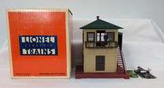 Modern Era Lionel O Gauge Operating Switch Tower Mint in box
