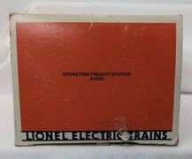 Modern Era Lionel O Gauge Operating Freight Station No. 6-2323 Mint in box