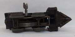 Prewar cast Iron O Gauge key wind steam locomotive American Flyer?