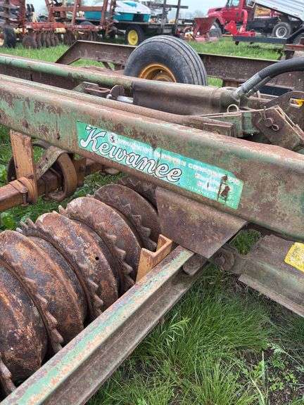Kewanee cultipacker