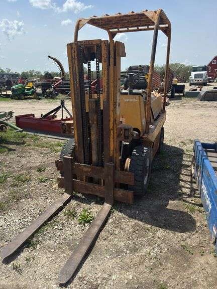Datsun fork lift