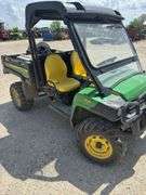 John Deere Gator 825i UTV