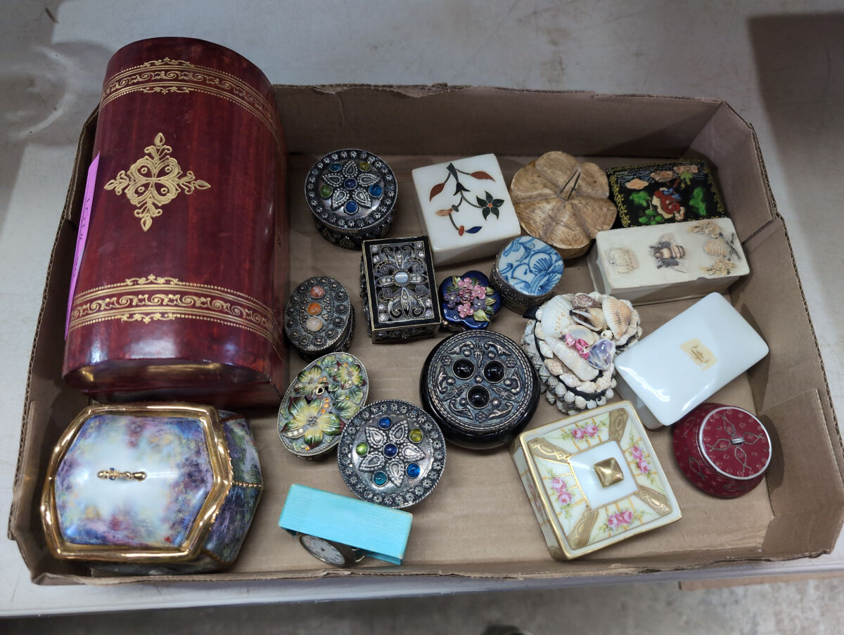 Lot image 1