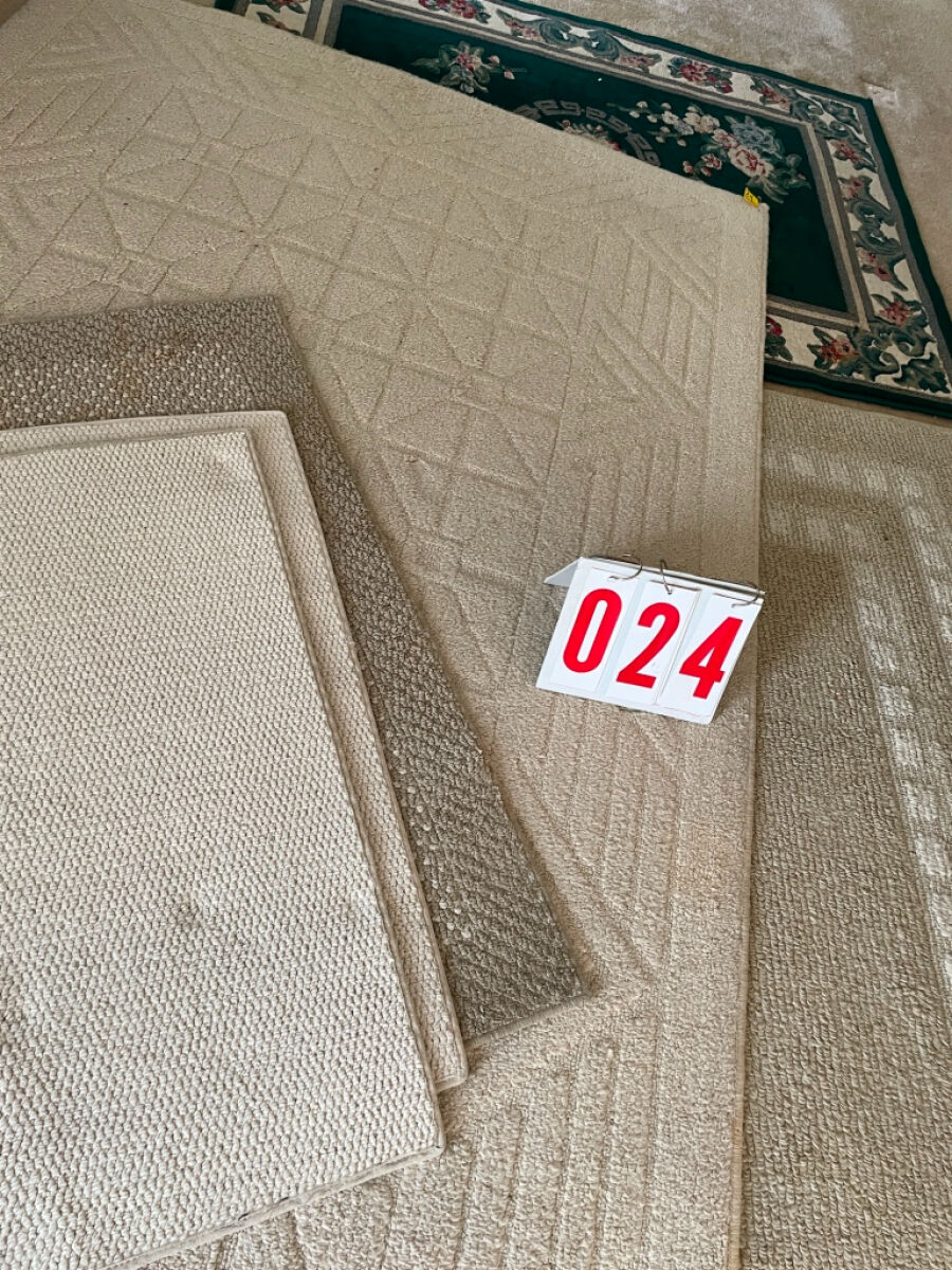 Lot image 2