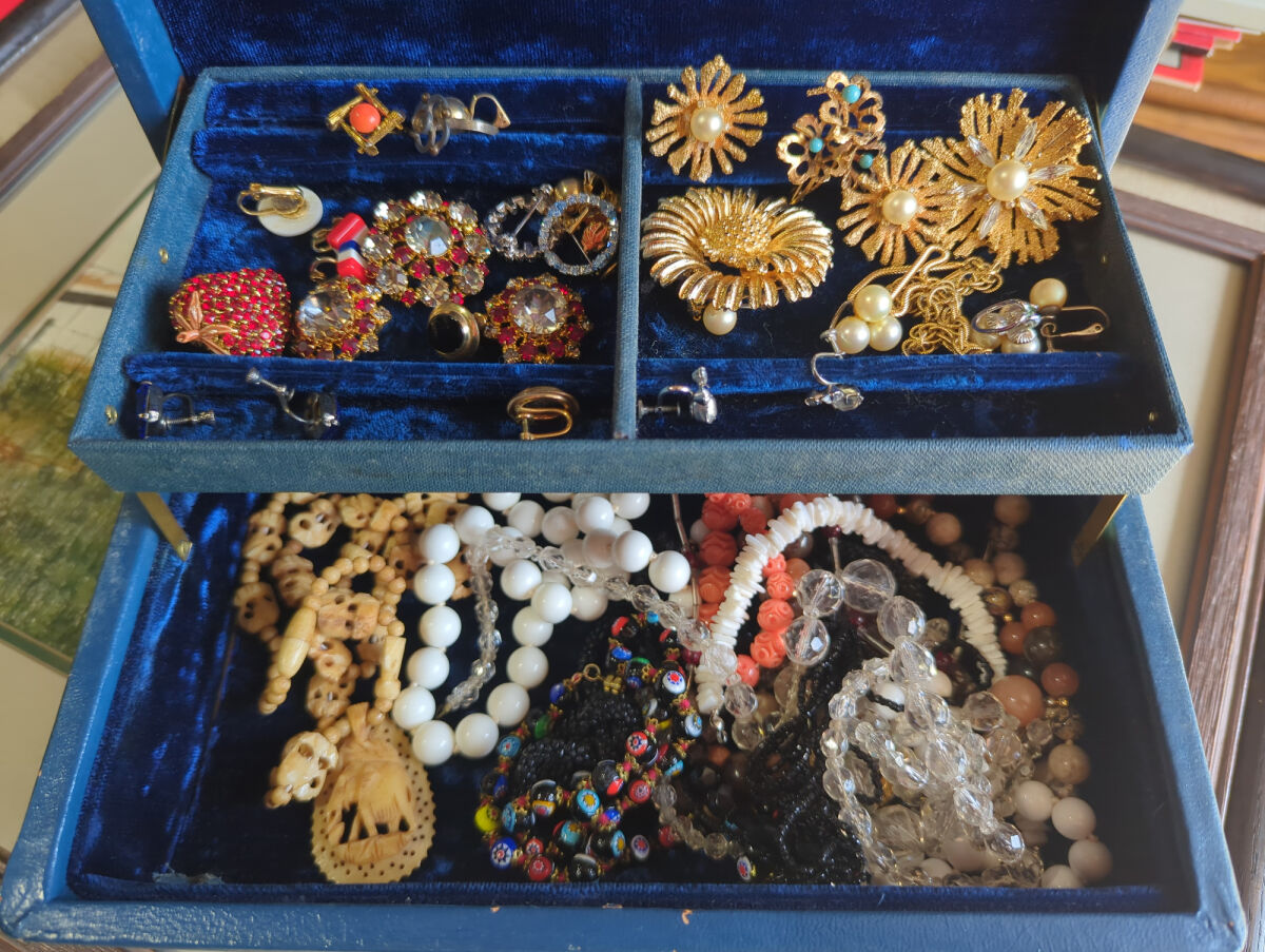 Lot image 2