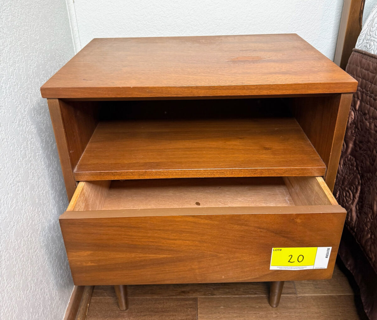 Lot image 3