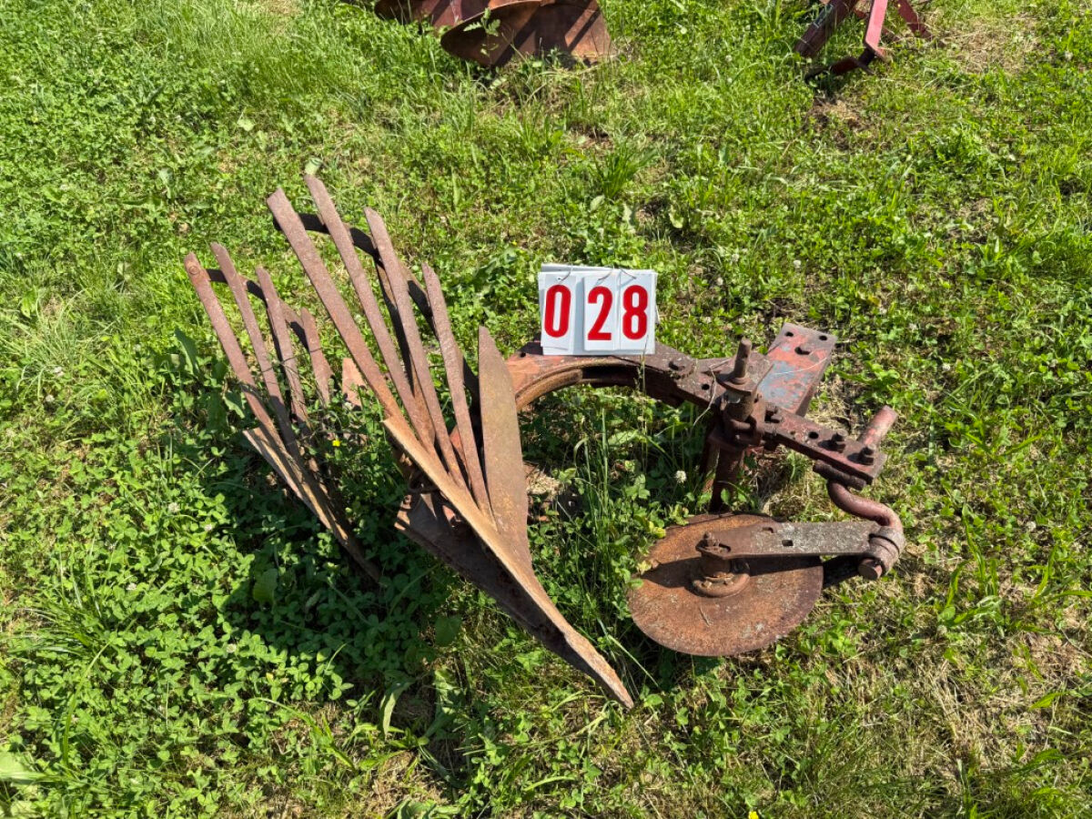 Lot image 1
