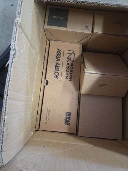 Mixed Lot of Commercial Hardware and Other Items