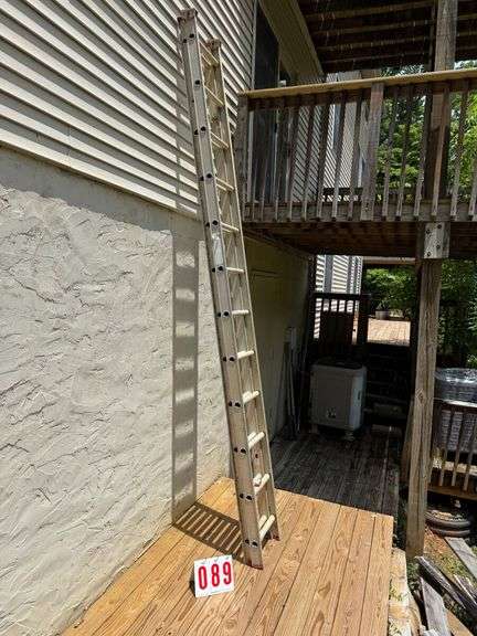 Aluminum Extension Ladder