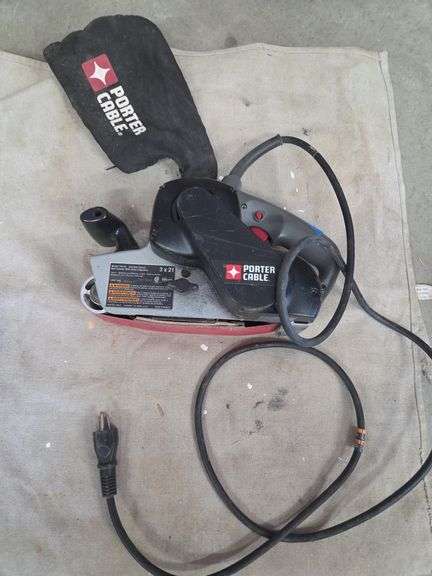 Porter Cable 3 x 21 Variable Speed Belt Sander