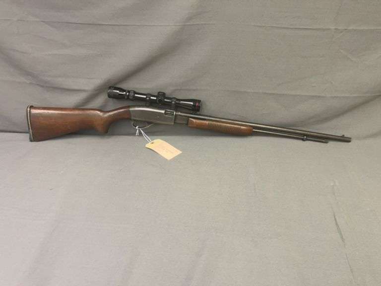 Remington Fieldmaster Model 572 .22 Rifle with Scope