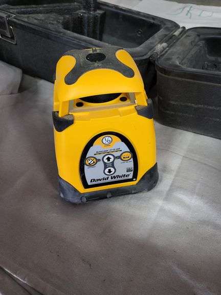 David White 3100 Series Leveling Tool with Case