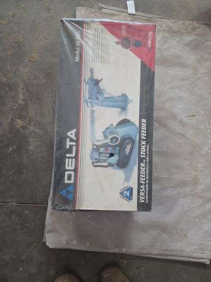 Delta Machinery Versa-Feeder Stock Feeder Model 36-865