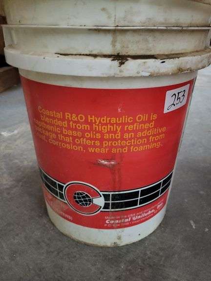 Coastal R&O Hydraulic Oil Bucket