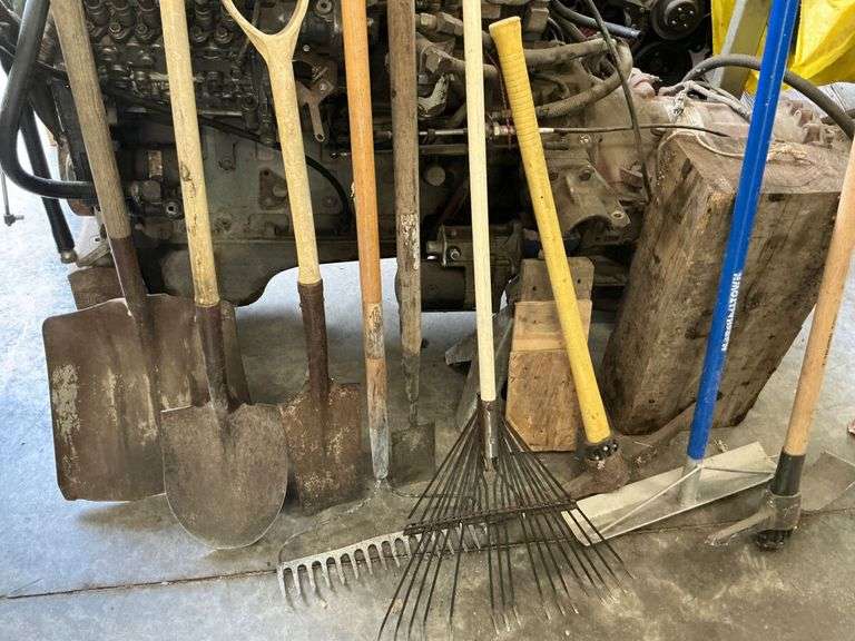 Group of Gardening and Yard Tools image
