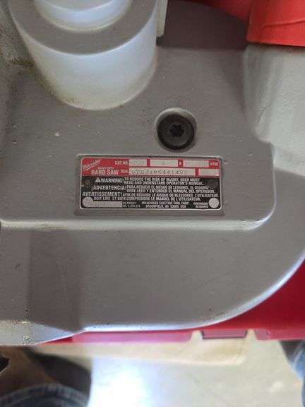 Milwaukee Heavy Duty Band Saw Model 6232-6