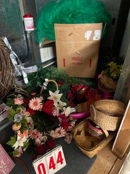 Floral Decor and Basket Collection