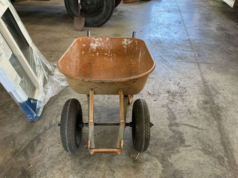 Two-Wheel Heavy Duty Wheelbarrow