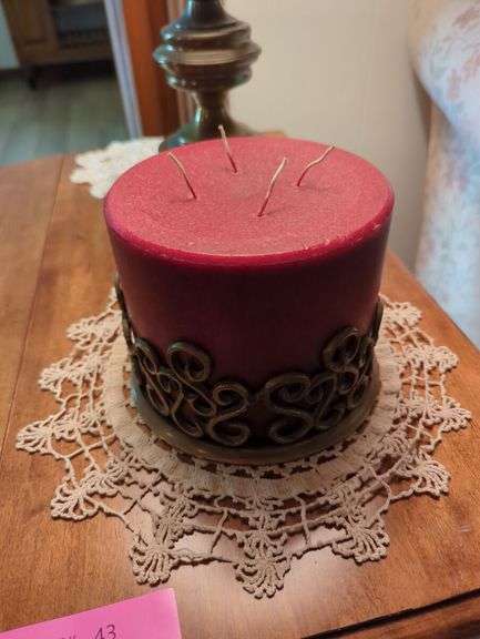 Drop Leaf Table with Lamp and Decorative Candle