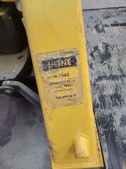 Uline Pallet Truck - 5500 Lb Capacity