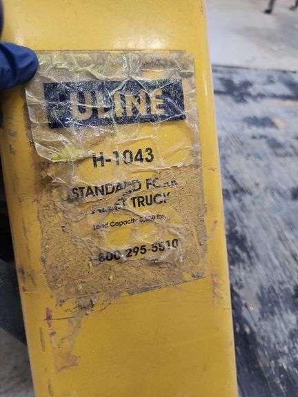 Uline Pallet Truck - 5500 Lb Capacity