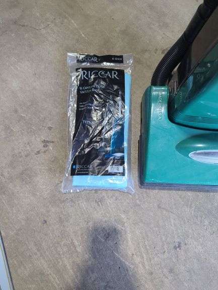 Riccar Vibrance R10S Vacuum Cleaner with Extra Bags