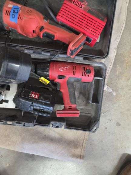 Milwaukee Power Tool Set with Circular Saw, Reciprocating Saw, and Drill