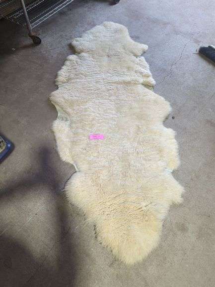Natural Sheepskin Rug