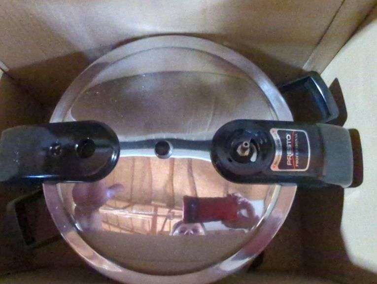 Presto 8-Quart Stainless Steel Pressure Cooker