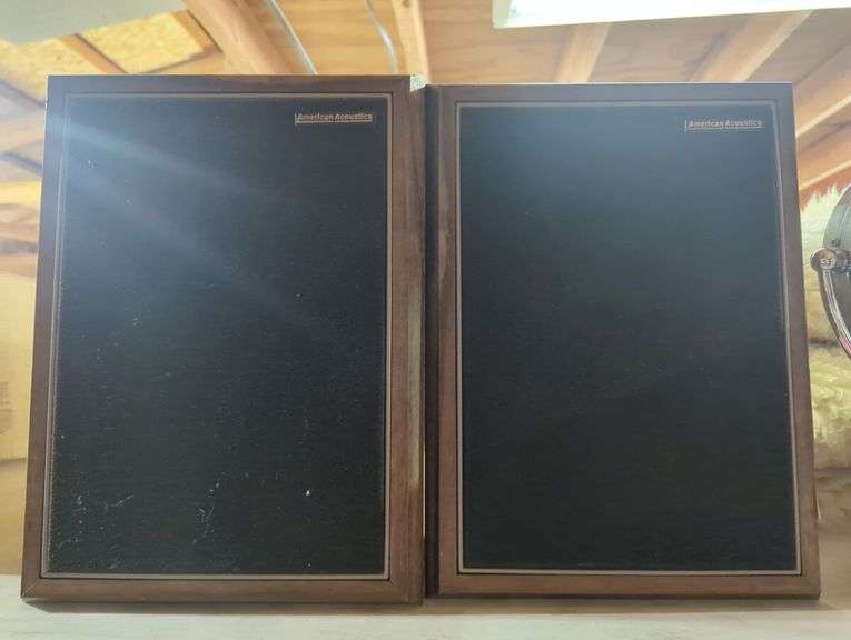 Pair of American Acoustics Speakers