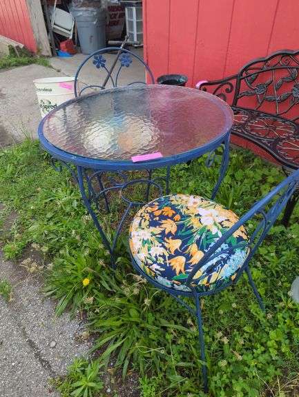 Outdoor Patio Set with Table and 2 Chairs