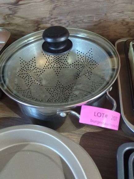 Assorted Kitchen Baking Pans and Colander