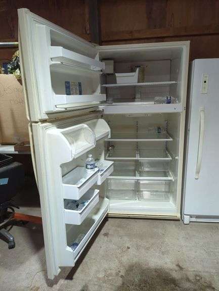 Whirlpool Top Freezer Refrigerator