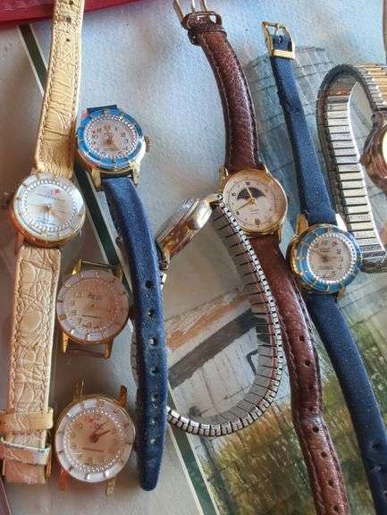 Lot of Ladies' Wristwatches