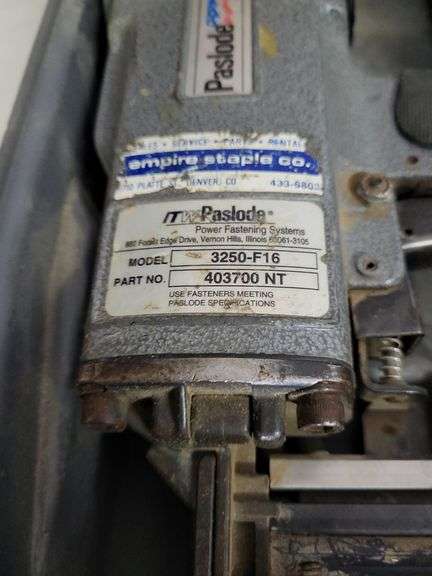 Paslode 3250-F16 Nailer with Threaded Rivet Inserts