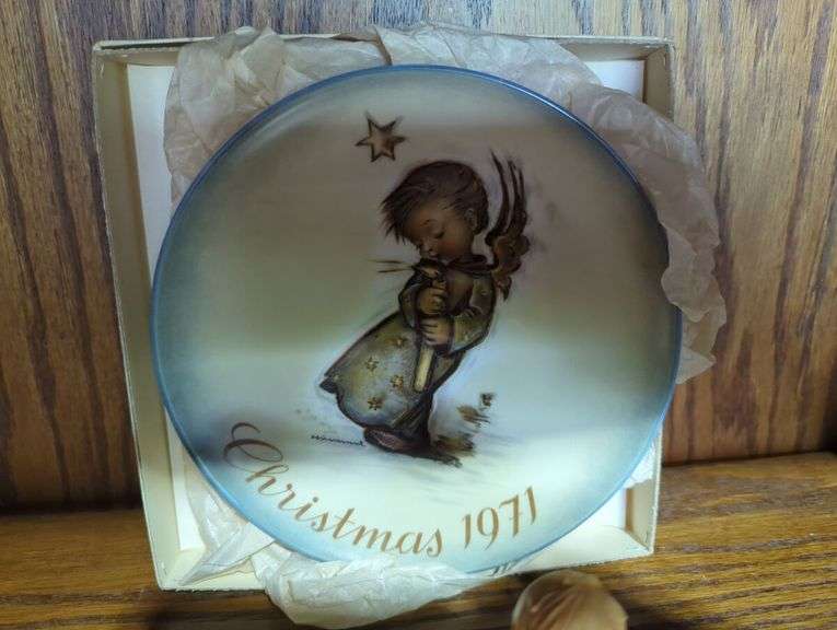 Hummel Figurines and Christmas Plate Lot