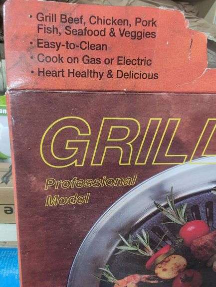 Grill It! Professional Model Indoor Smokeless Stove Top Grill with Cookbook