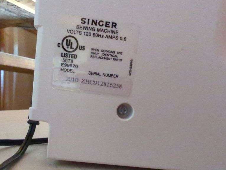 Singer Professional 2010 Sewing Machine