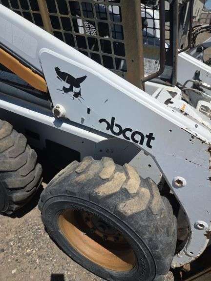 Bobcat 751 Skid Steer Loader with Forks