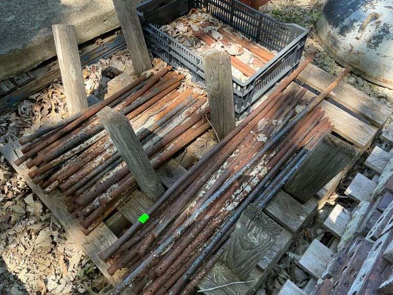 Concrete Form Pins image