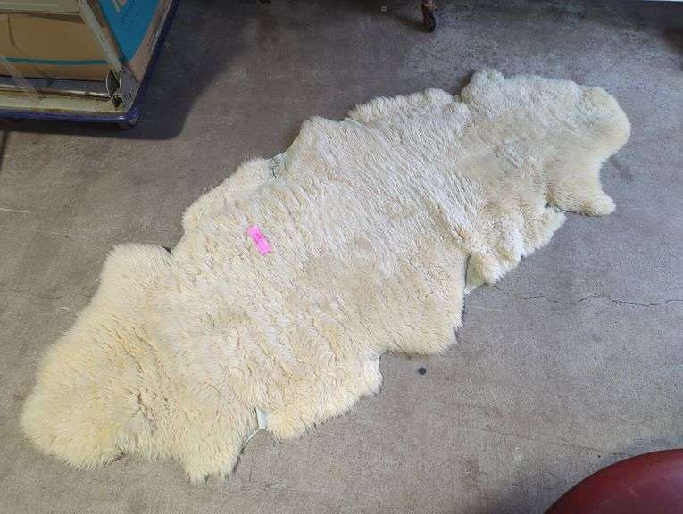 Natural Sheepskin Rug